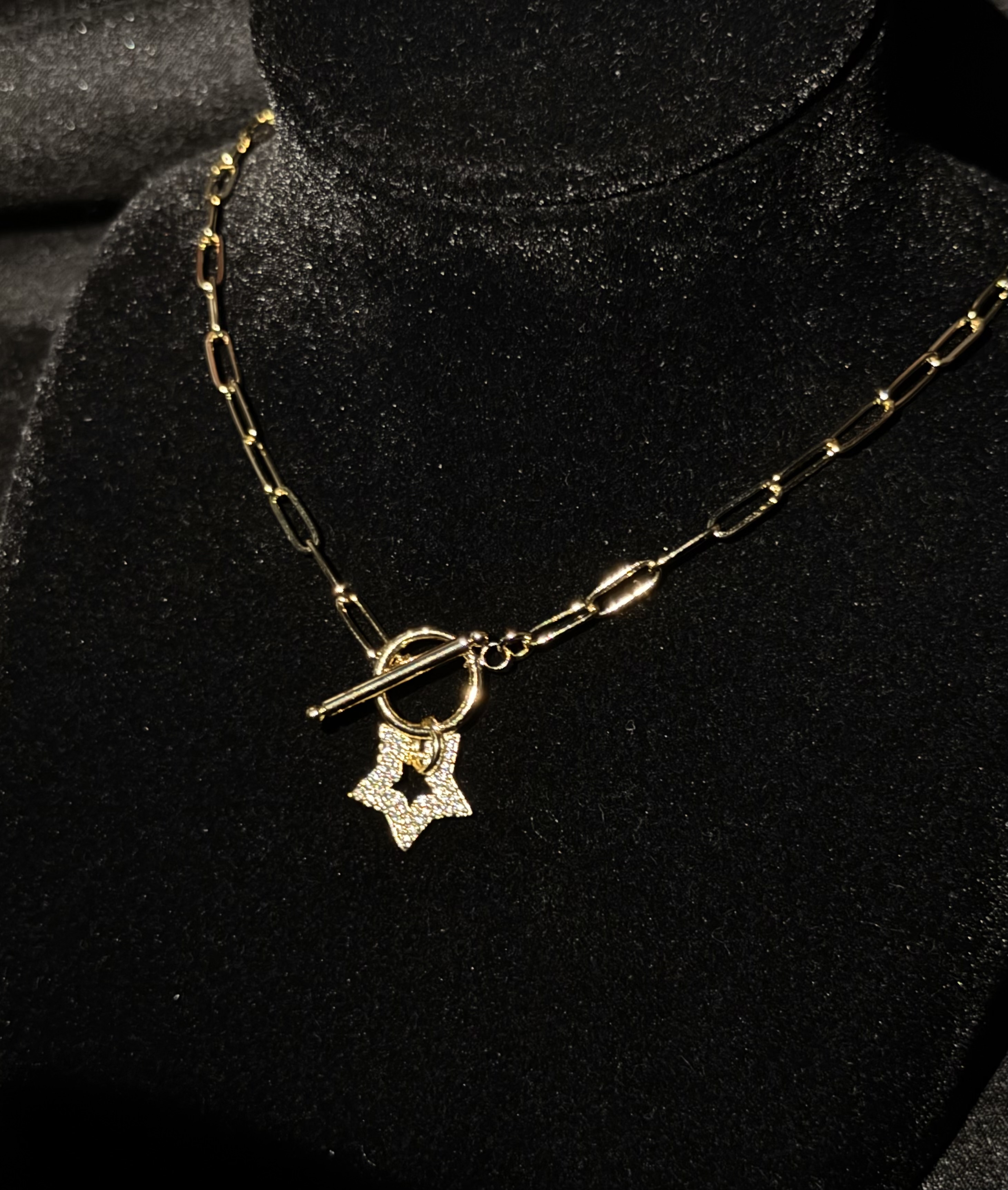 Rare Star Gold Kolye görseli 2