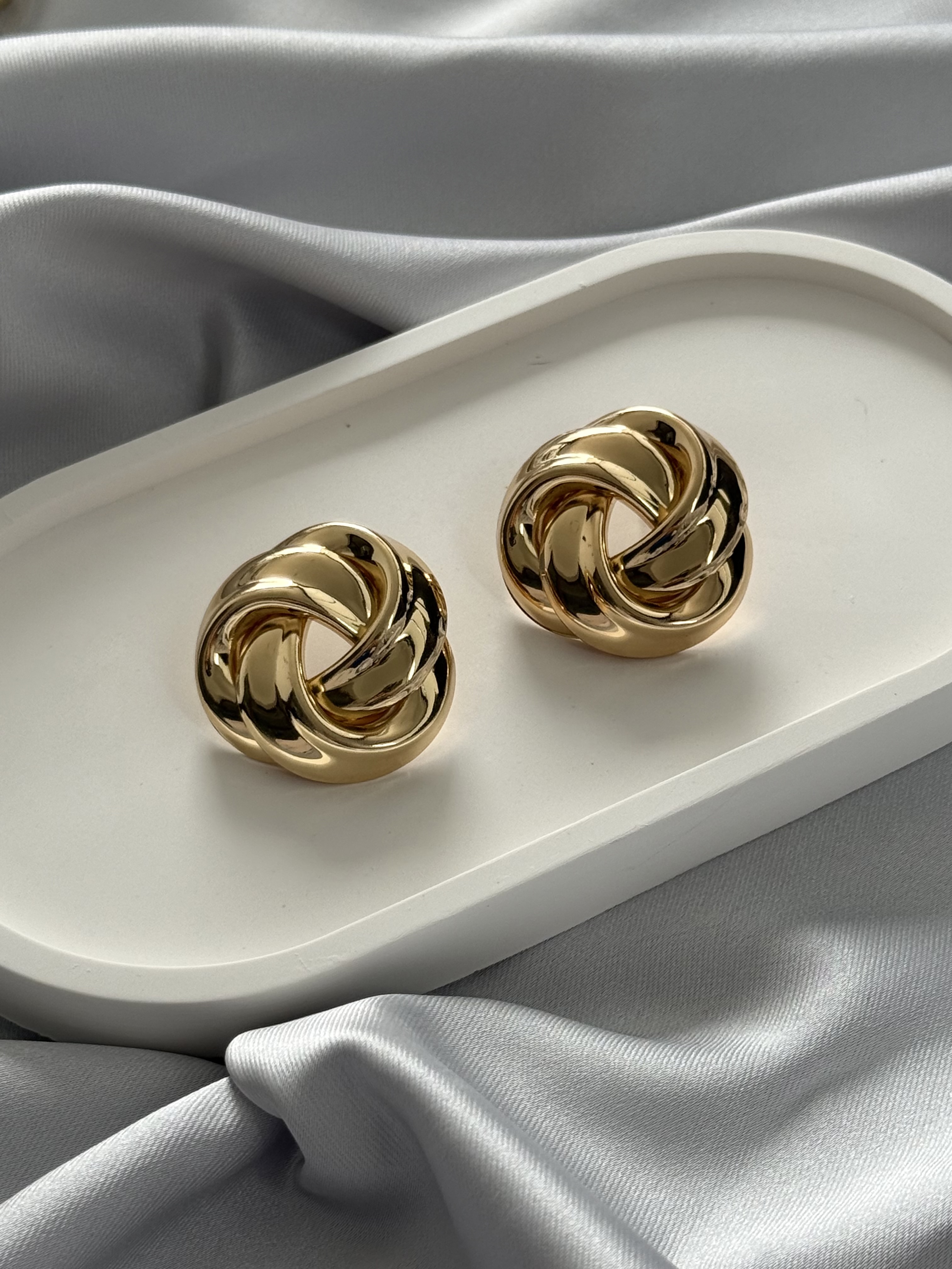 Gold Tasarım Küpe