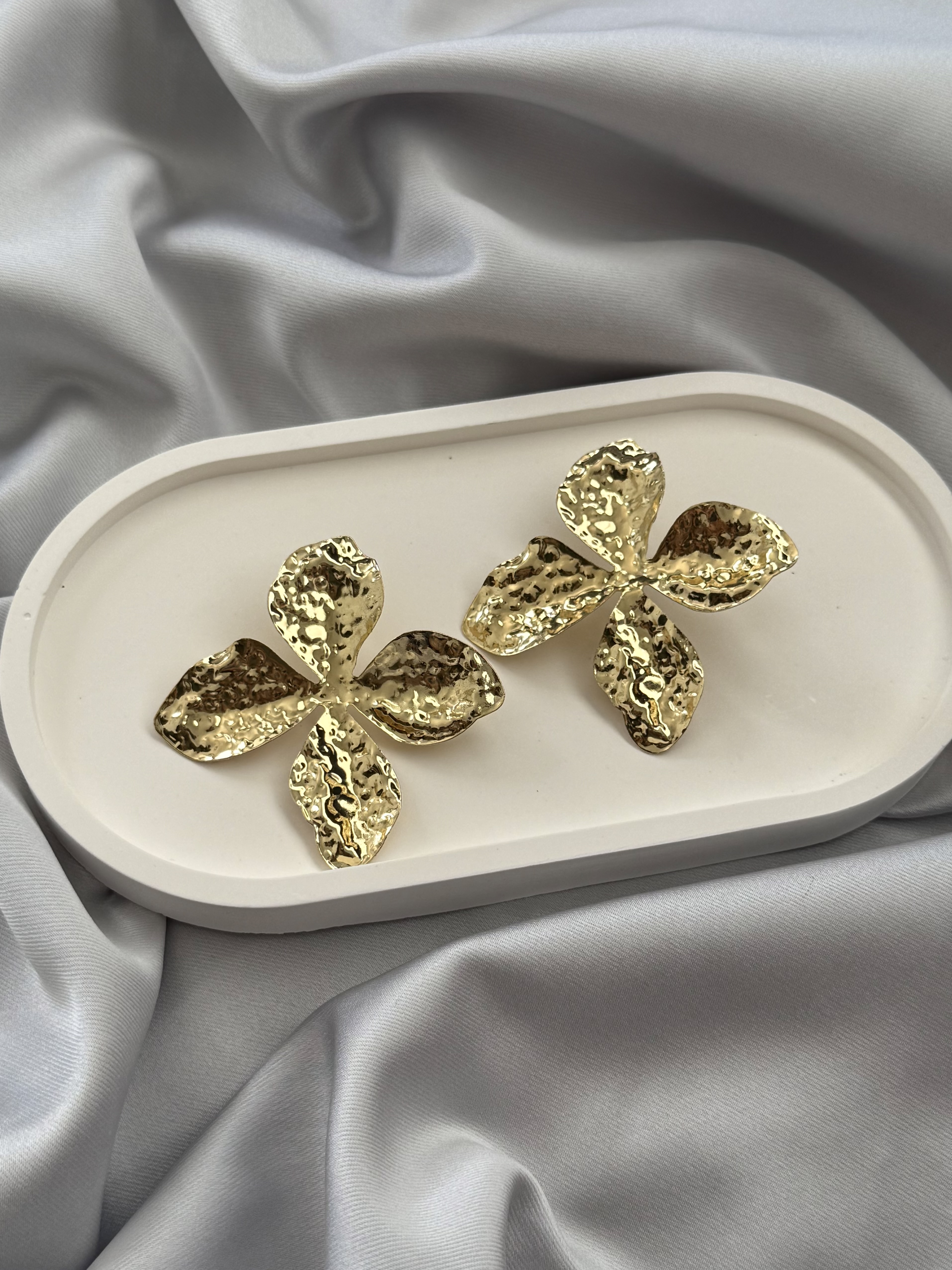 Gold Tasarım Küpe